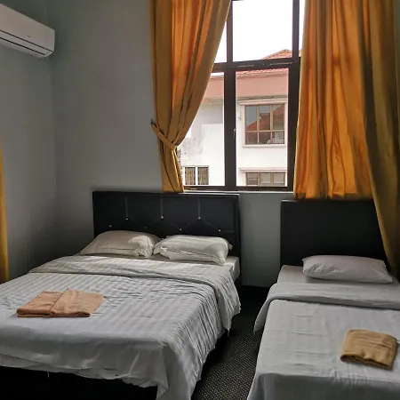 Homestay Marina Court Kota Kinabalu Exterior photo