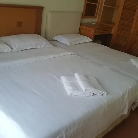 Homestay Marina Court Kota Kinabalu Exterior photo